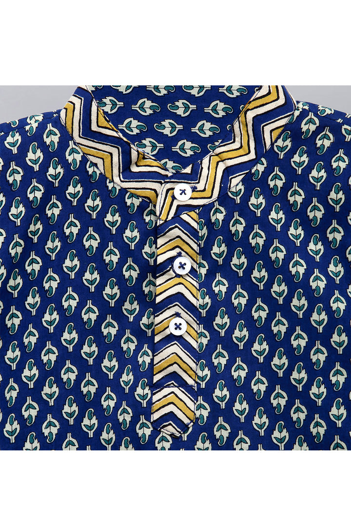 Blue Floral Printed Kurta With Off White Pyjama Set