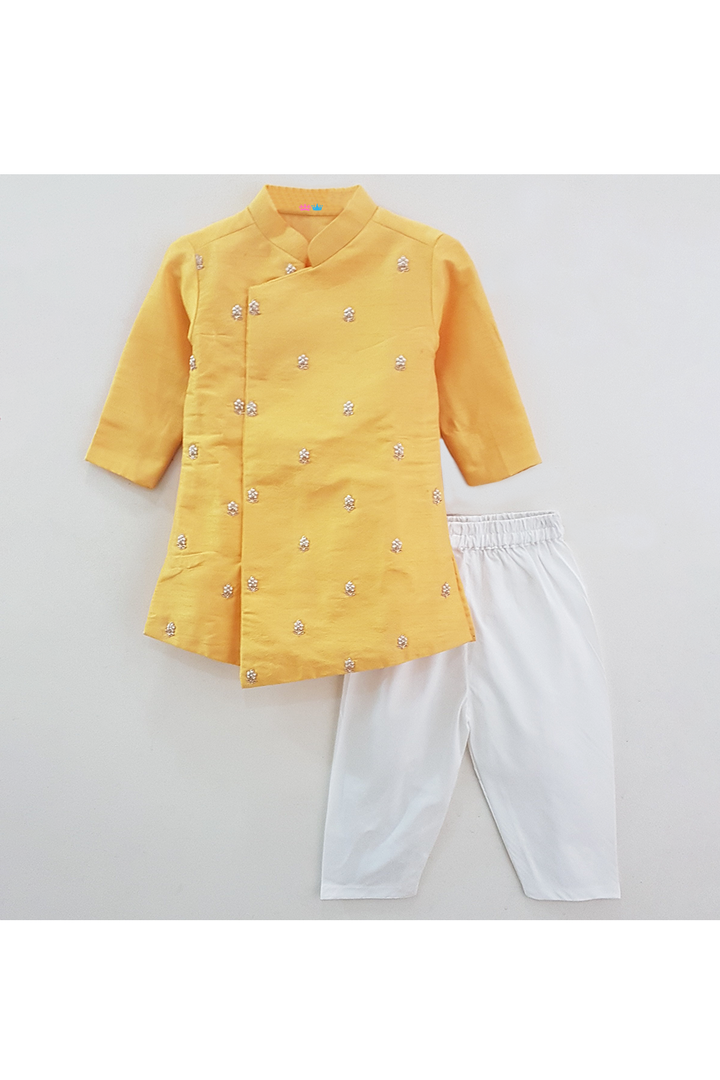 Stylemylo offers a wide range of Designer Indian wear for Boys, Ethnic wear for boys, Kurta pyjama for boys, Kids kurta pyjama set, Dhoti set for boys, Designer Dhoti Kurta, Online Dhoti Kurta set, Designer Dhoti kurta for boys.