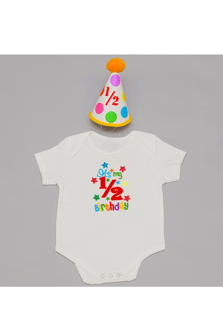 Shop from our collection of First Birthday Dress for Boys, Designer Half Birthday Rompers for Boys online in India. Worldwide Shipping.