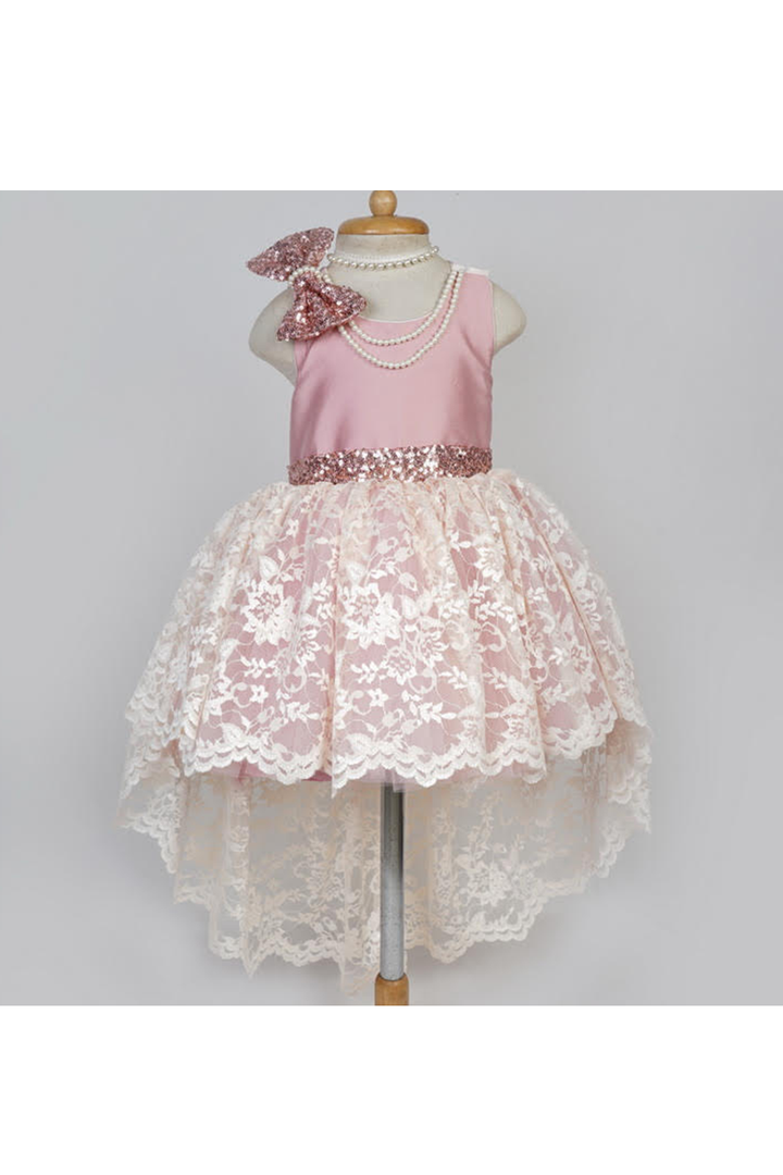 Shop from Stylemylo's latest party dresses for baby girls online. Partywear kids dresses is available for New born to 10Y