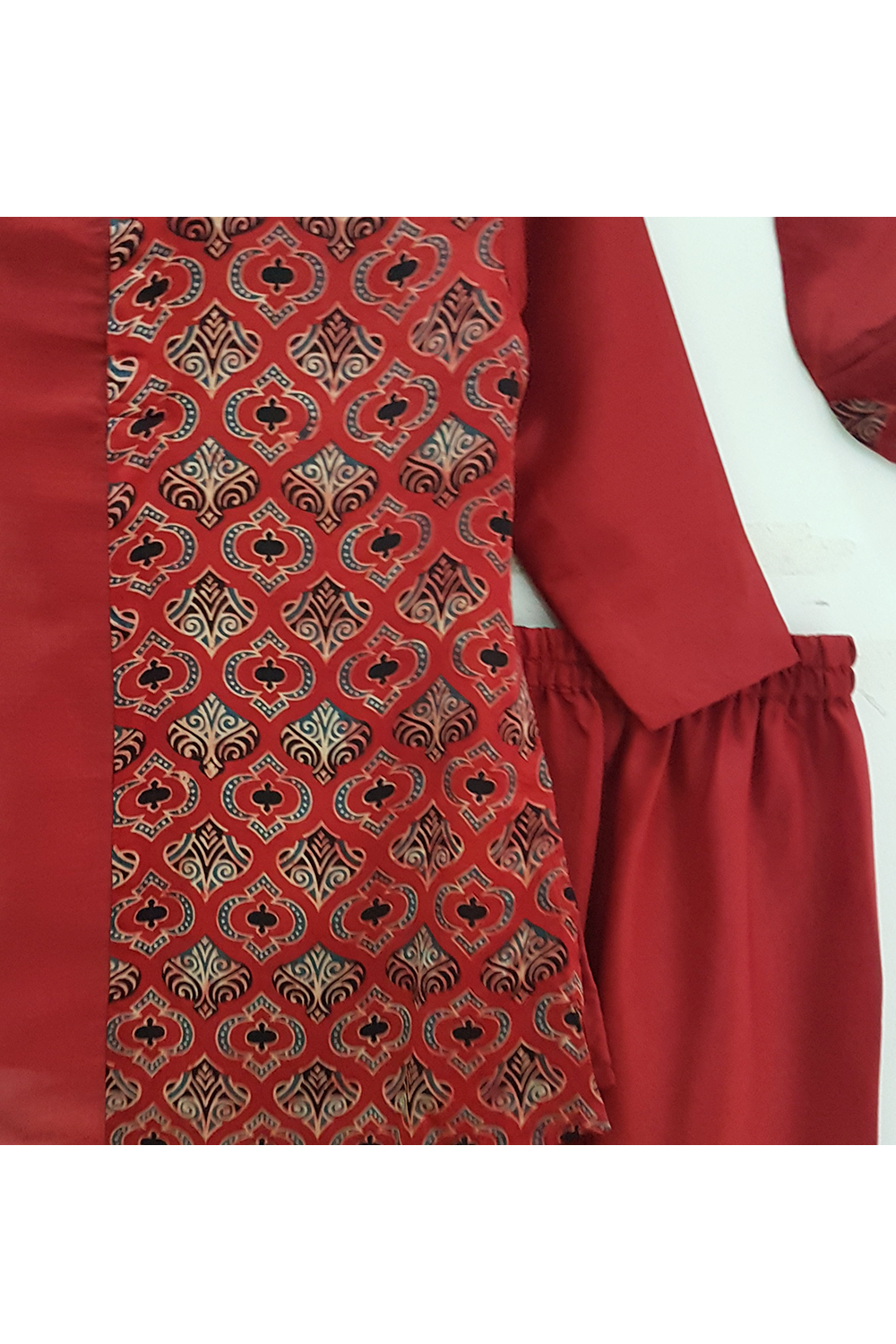 Brick red printed kurta pyjama with mask set