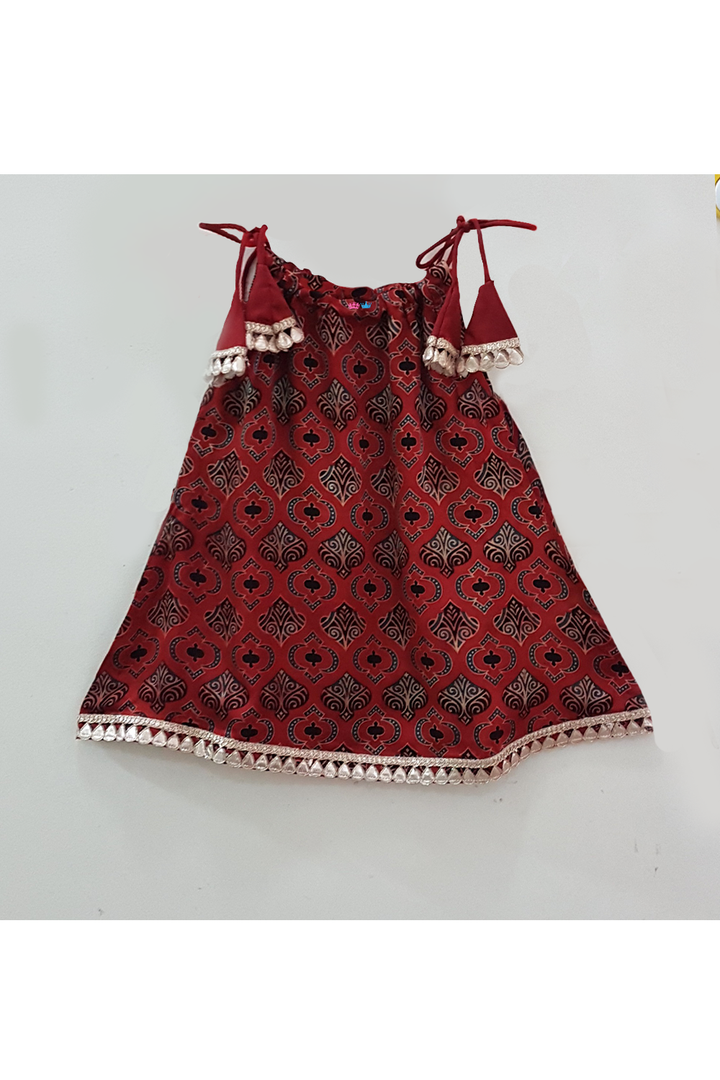 Brick red printed adjustable neck kurti dhoti with mask