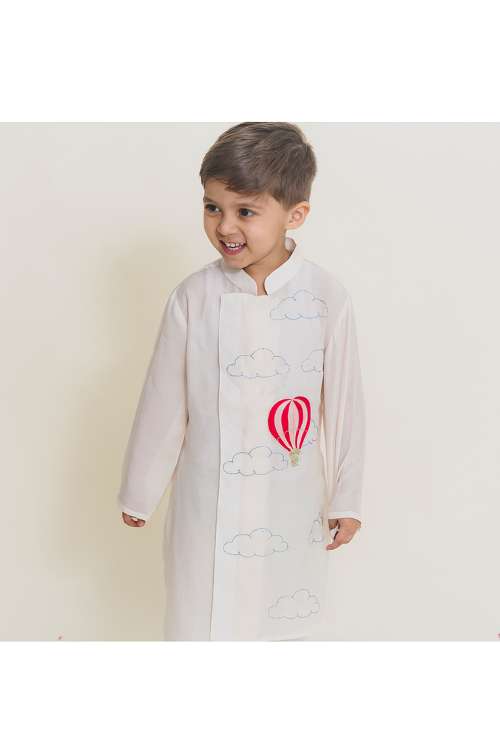 Ballon embroidered white kurta pant set
