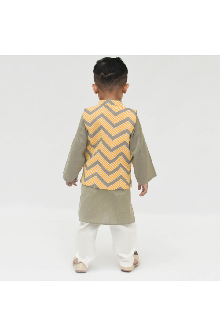Grey and yellow chevron printed jacket with kurta and pant
